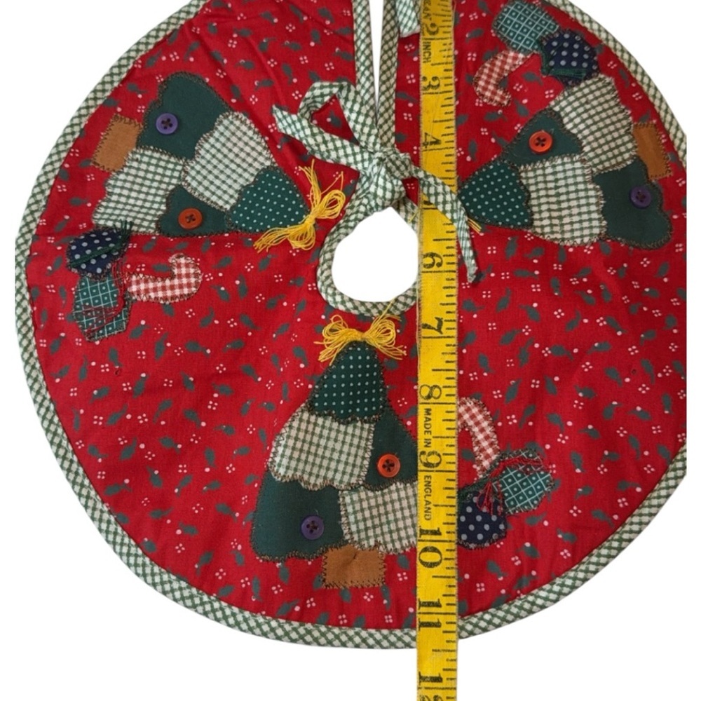 Christmas Quilted Patchwork Mini
Christmas Tree Skirt Handmade Colorful - Picture 5 of 5